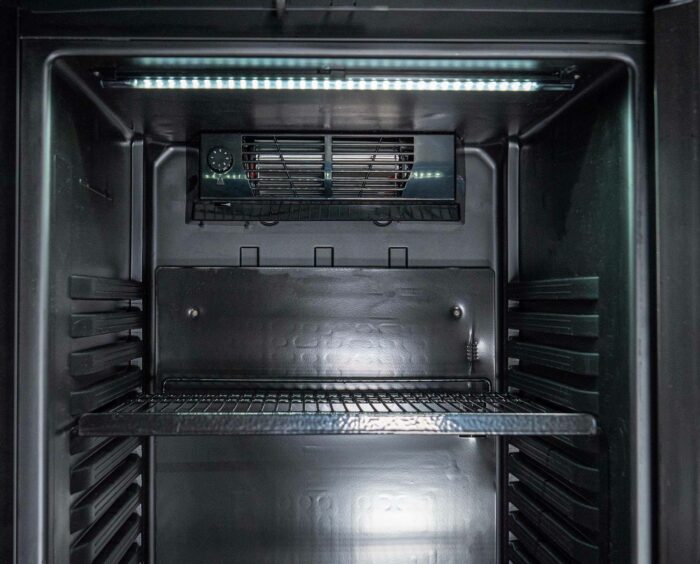 6_s3bc-i_black_cooler_detail_lr-2