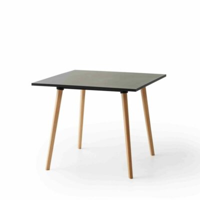 Quadratischer Tisch Login (3 Größen)