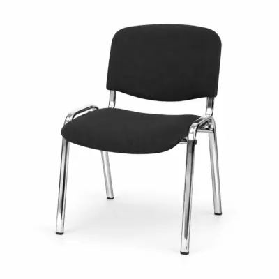 Konferenzstuhl ISO STANDARD CR T0001 mit schwarzer Polsterung und verchromtem Metallgestell in vorderer Schrägansicht.