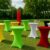 Verschiedene Designs von Stehtischhussen