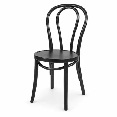 Holzstuhl Monet 18 Schwarz als Restaurantstuhl in Perspektivansicht