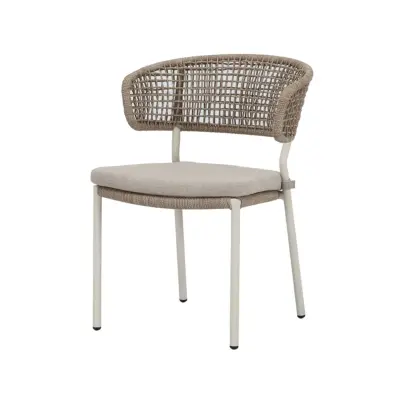 Spitz – Outdoor Stuhl in Sand mit Seilgeflecht & Sitzkissen