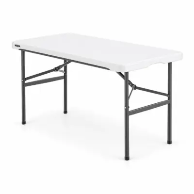 Catering-Klapptisch Weiß mit robuster Kunststofftischplatte und stabilem klappbarem Metallgestell in Schrägansicht.