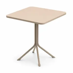 Biergartentisch beige