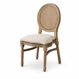 Hochzeitsstuhl Medalion aus Holz mit ovaler Rattan-Rückenlehne und gepolsterter Sitzfläche für Hochzeit und Events