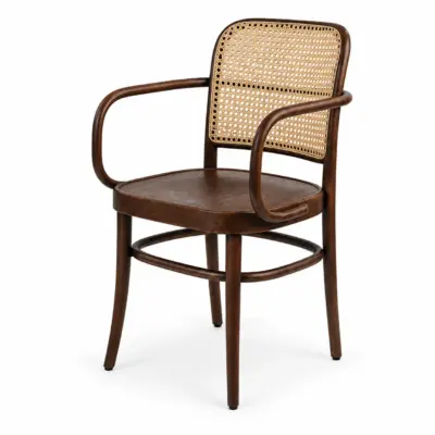 Bugholzstuhl LOOMI 811 ARM Rattan mit Armlehnen, dunklem Holzgestell und geflochtener Rattan-Rückenlehne